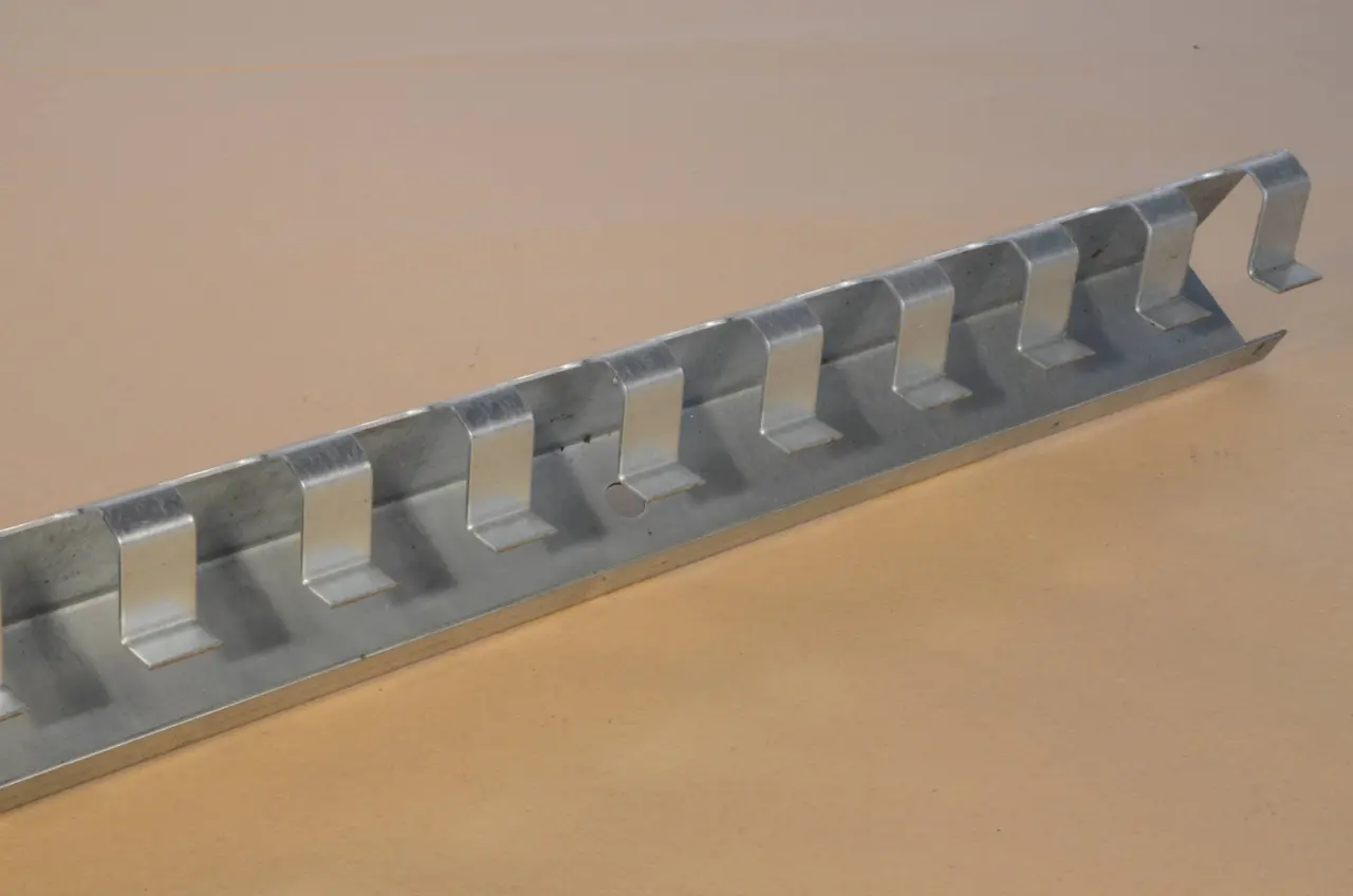 GUIDA A GANCI X PVC TRASPARENTE L.3000